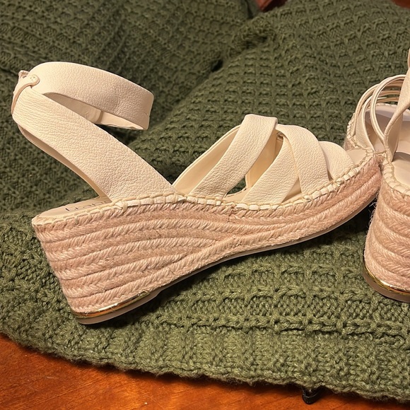 ✨👟✨ Franco Sarto Carmino Espadrille Leather Wedge Sandal ✨👟✨ - Picture 7 of 14